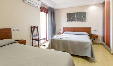Hôtel 2 étoiles à Puig (Valencia) <br /> Moto GP Valence circuit Cheste